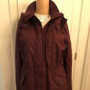 Abercrombie & Fitch Women all weather season Parka small in size burgundy color
